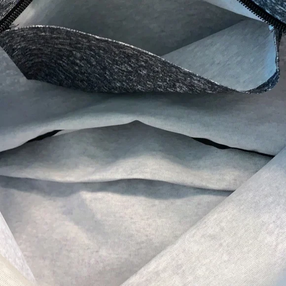 Brand new with tags large pink tote never used - Picture 7 of 10